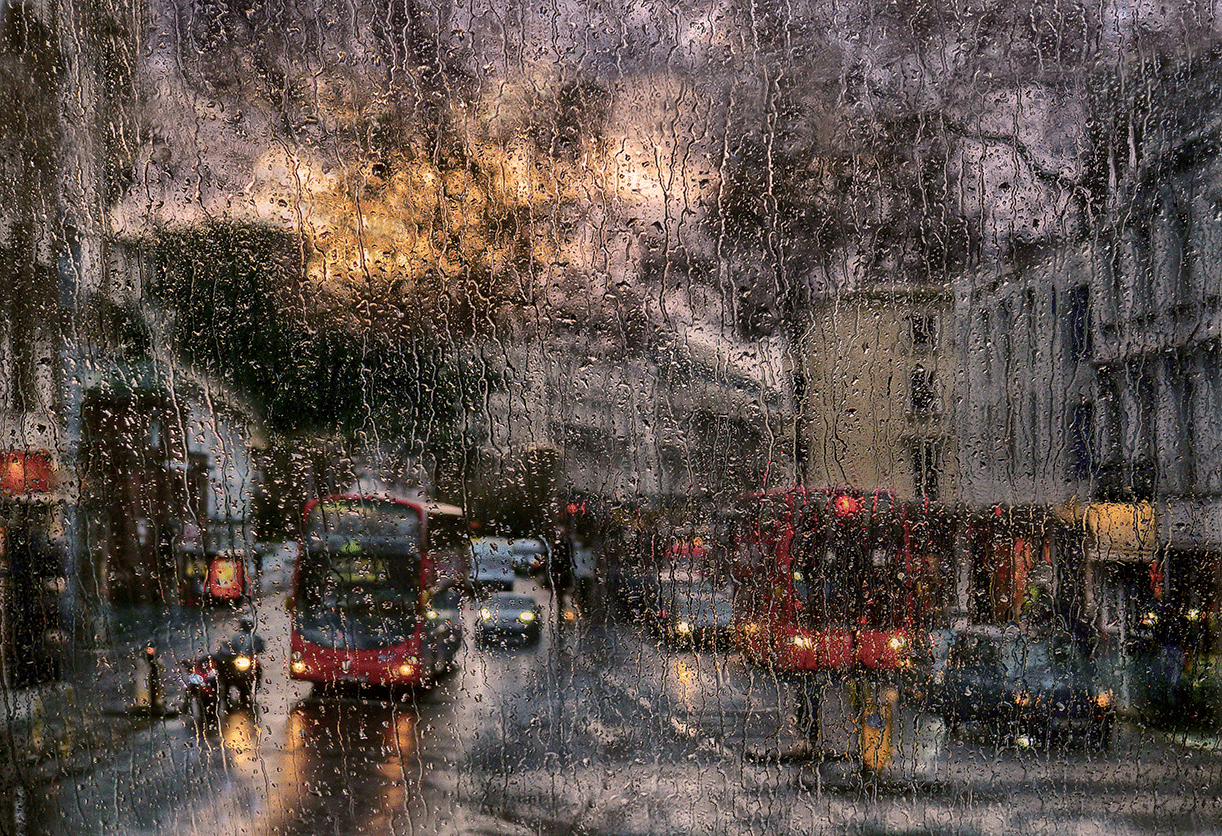 Mike Leale image Rainy Day in London Town